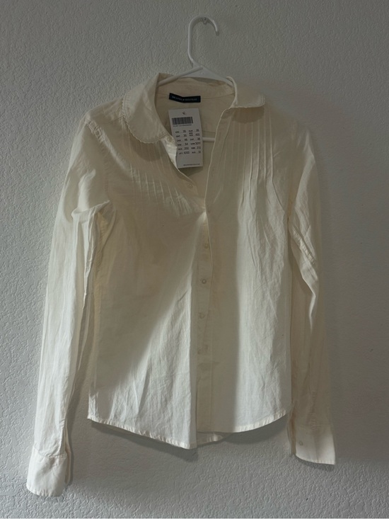 Brandy Melville Tops - NWT Brandy Melville cotton button up